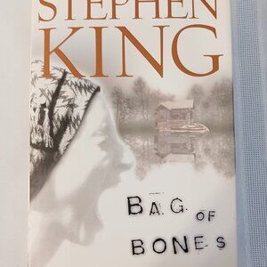 Bag of Bones, A Novel by Stephen King Hardcover Book